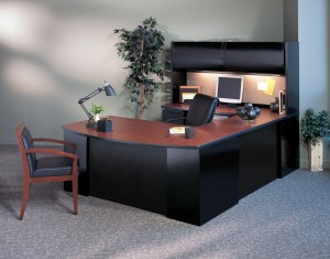 CSII Collection Bow Front "U" Desk with Hutch